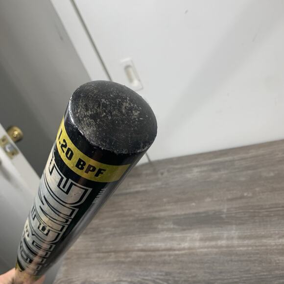 Easton SK19 X-TREME Softball Bat 33” 26oz 1.20 BPF 2 1/4” Barrel Dia Made in USA - Picture 8 of 8